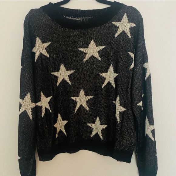 Lightweight POL Star Print Sweater Top - Picture 6 of 6